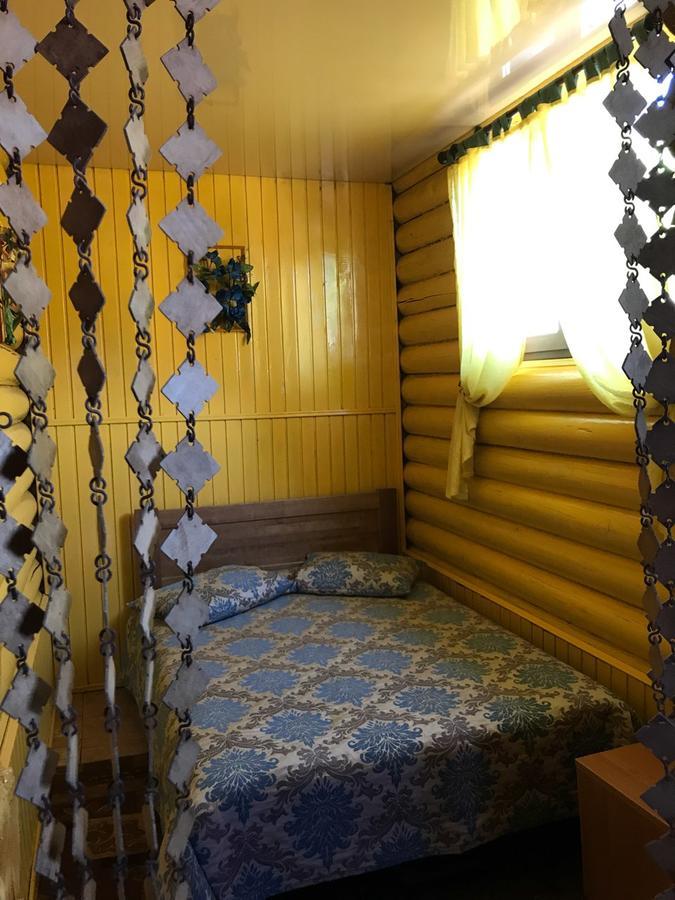 Hotelhola Çernigiv Oda fotoğraf