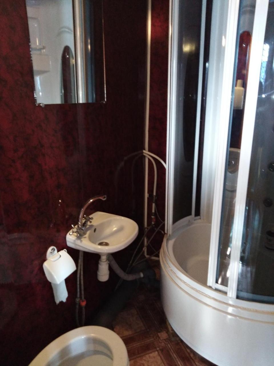 Hotelhola Çernigiv Dış mekan fotoğraf